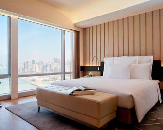Renaissance Hong Kong Harbour View Hotel - Hong Kong - Bedroom