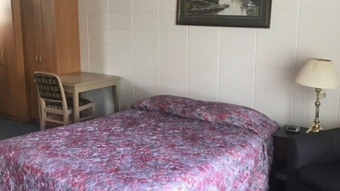 Huron Sands Motel And Restaurant