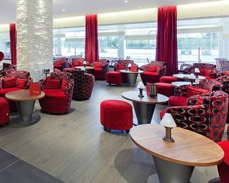 ميركيور أورليانز سنتر - أورليون - مطعم