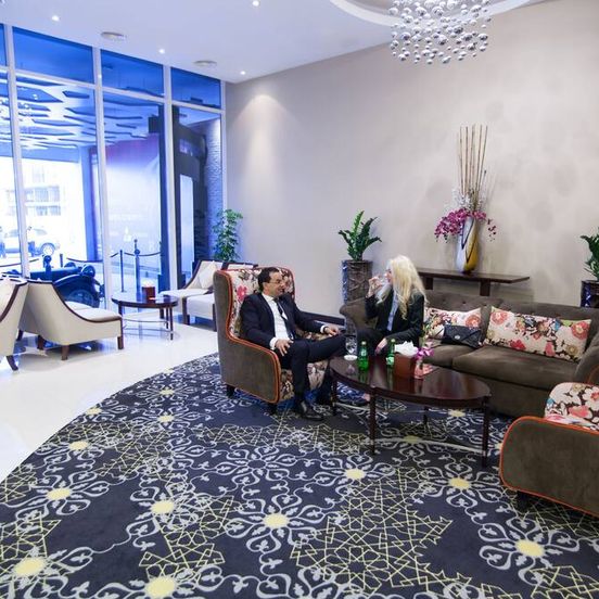Premier Hotel image 1