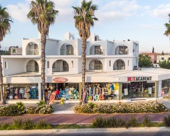 Pandream Hotel Apartments - פאפוס - בניין