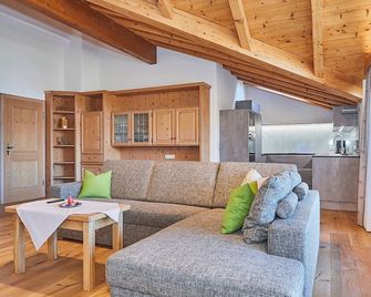 Gästehaus Angerer - Reit im Winkl - Sala de estar