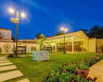 Alapietra Otel - Cesme