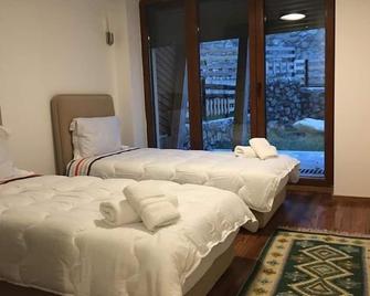 Meshtekna - Mušnikovo - Habitación