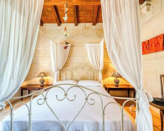Room 'Masseria Copertini - Geco' with Wi-Fi and Air Conditioning - Vernole - Camera da letto