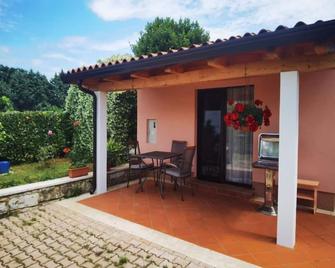 Studio für 3 Personen ca 45 qm in Bužinija, Istrien Istrische Riviera - Bužinija - Patio