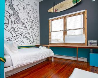 The High Tide Studio #5 Studio Bedroom Hotel Room By RedAwning - Queens