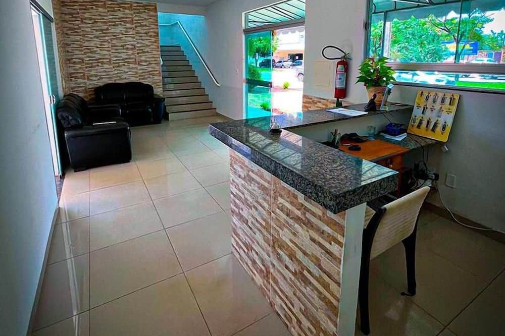 نيونس هوتل - بالماس - أفضل طعام