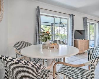 Lakefront Retreat with Kayaks and Fire Pit in Clermont - Clermont - Dining room