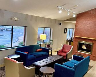 Quality Inn Corning - Corning - Sala d'estar