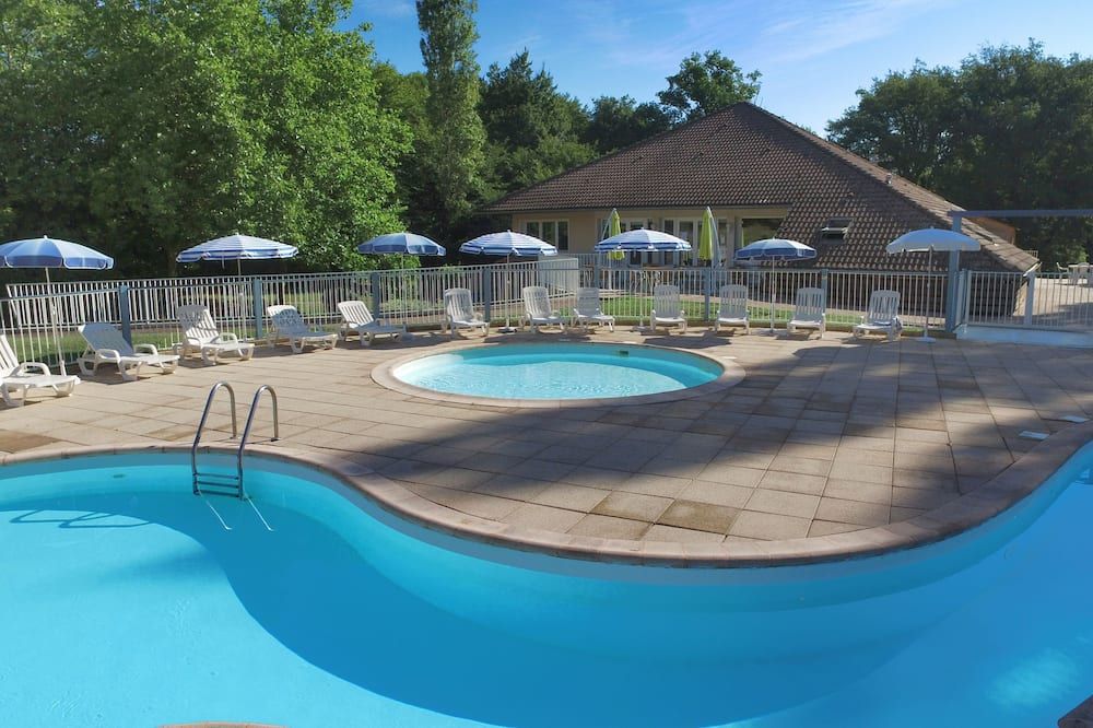 VVF Bourgogne à Semur-en-Auxois - Semur-en-Auxois - Piscina