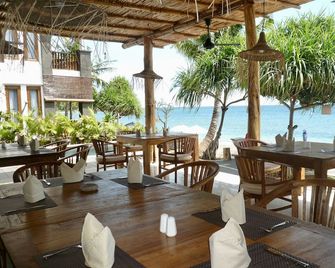 Vienna Beach Resort - Abang
