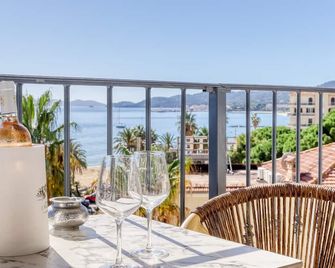 Anglade Hotel - Le Lavandou - Balcon