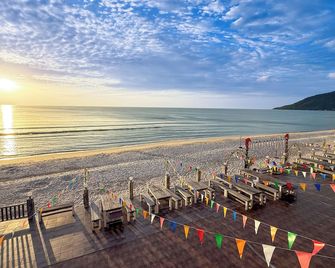 Khanom Paradise Resort - Khanom - Beach