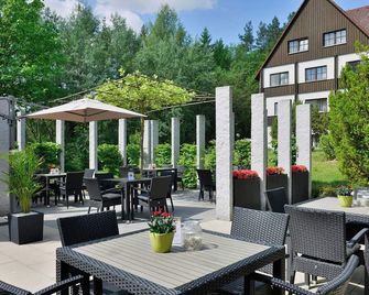 Hotel Sonnenhof Pleinfeld - Pleinfeld - Patio