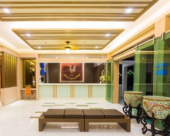 โรงแรมสวอนเลค สัตหีบ - สัตหีบ - ล็อบบี้