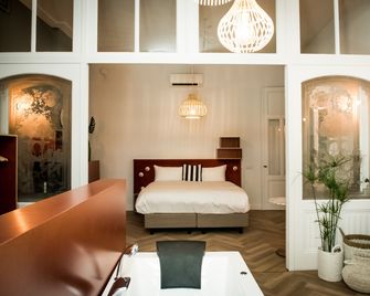 Fitz Roy Urban Hotel, Bar and Garden - מאסטריכט - חדר שינה