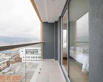 Uhaus 704 - Manizales - Balcony