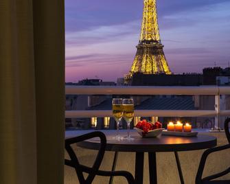 馨樂庭巴黎埃菲爾鐵塔酒店 - 巴黎 - 巴黎 - 陽台