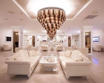 Qafqaz Karvansaray Hotel - Gabala - Lobby