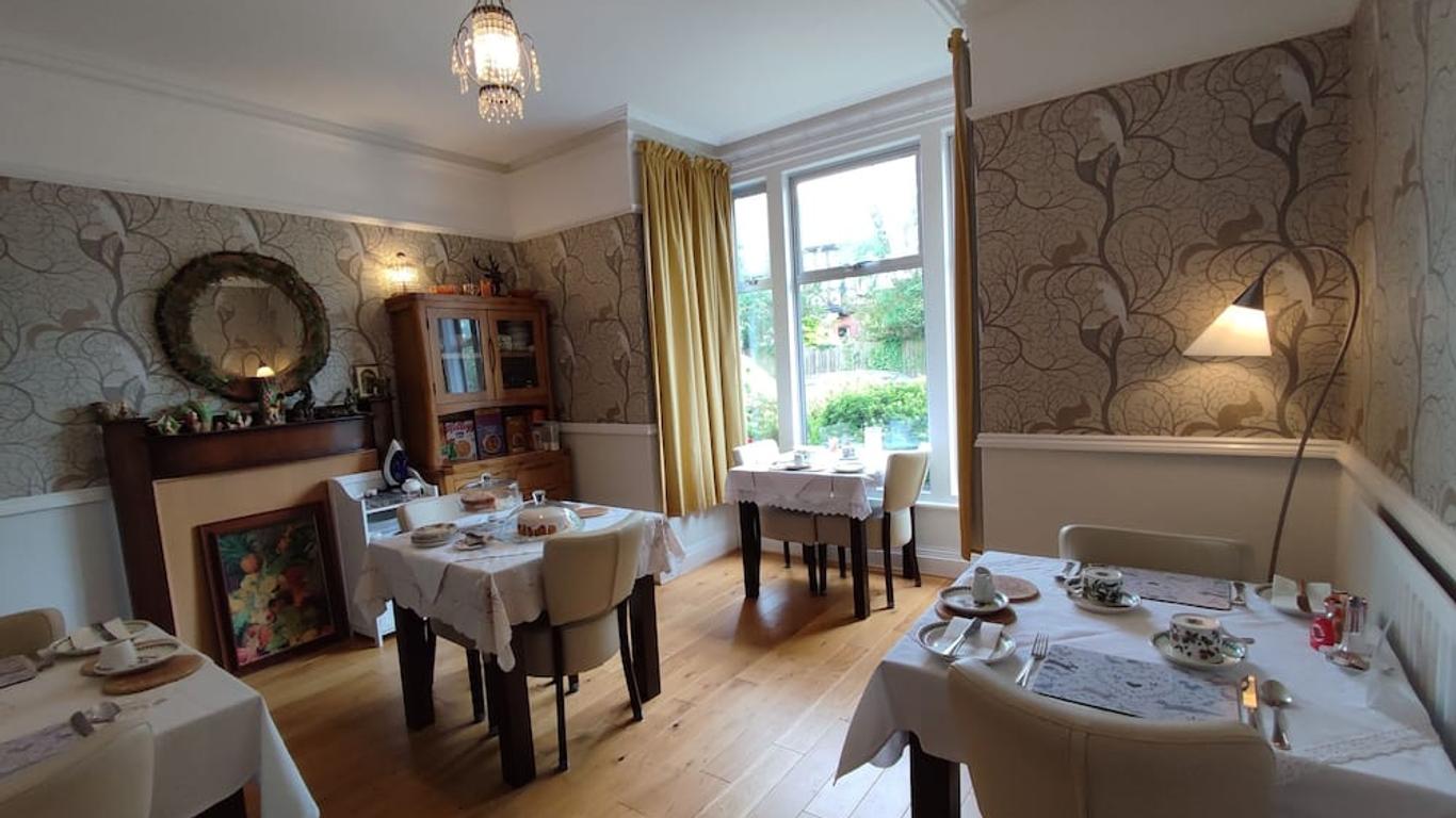 Anton Guest House Bed and Breakfast
