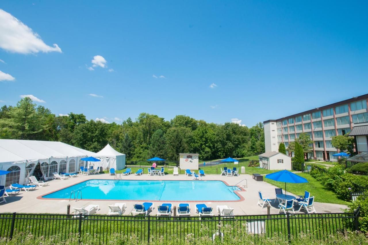 Chester Hotel and Conference Center