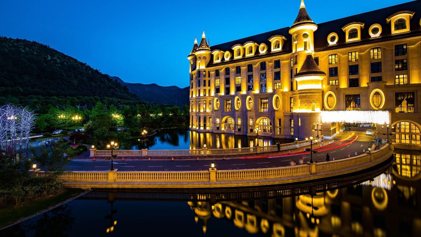 Yin Run Jin Jiang Castle Hotel