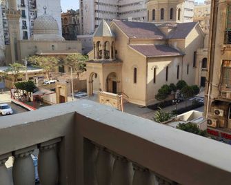 Hathor House - קהיר - מרפסת