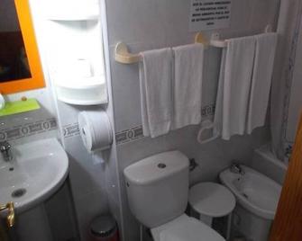 Pension Colonia - Motril - Bathroom