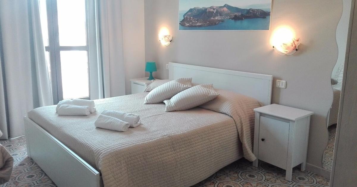 Bed And Breakfast Phenicusa From 64 Milazzo Hotel Deals And Reviews Kayak