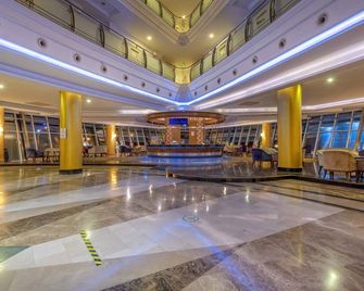 跨大西洋 Spa 飯店 - 式 - 高納克 - 大廳