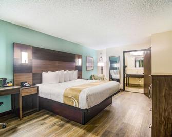 Quality Inn & Suites - Lake City - Schlafzimmer
