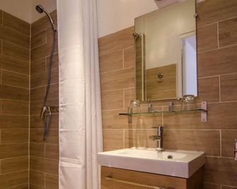 Hostel 20 Bayonne - Bayonne