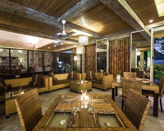 Ecosfera Hotel & Spa - North Kuta - מסעדה