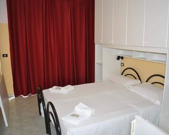 Residence Nettuno - Campomarino - Bedroom