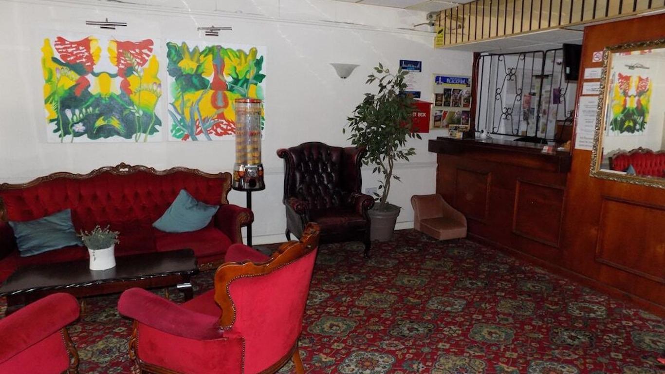 The New Osterley Hotel