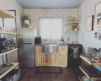 Cut Bank Studio #7 near Glacier National Park! - Cut Bank - Cocina