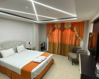 Britney Hotel Machala - Machala - Habitación
