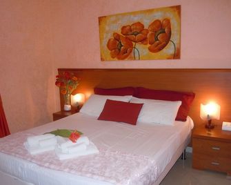 Nataly's House Bed&breakfast - רומא - חדר שינה