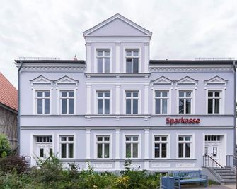Ferienwohnung Kristina - Ostseebad Wustrow - Gebäude
