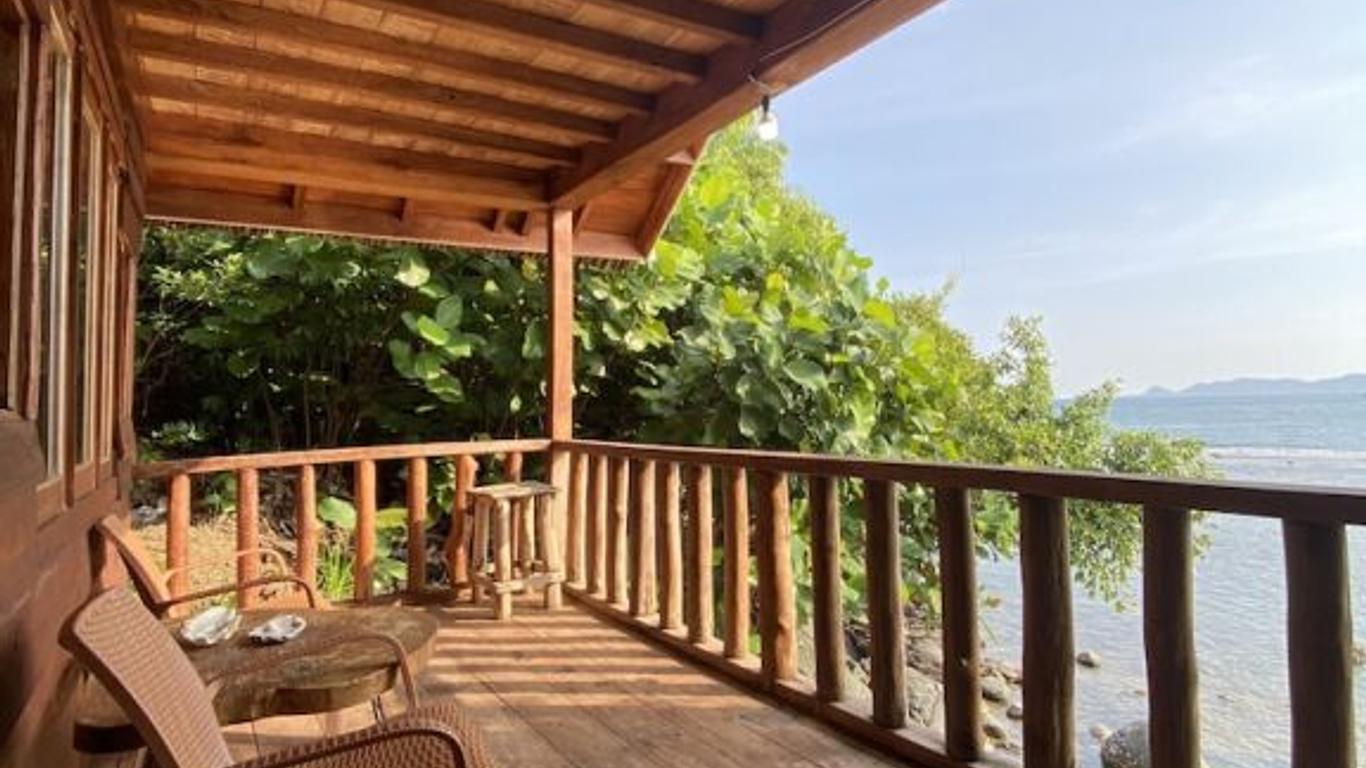 Ricky's Beach House