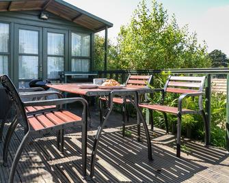 2 Rockmount - Salcombe - Balcony