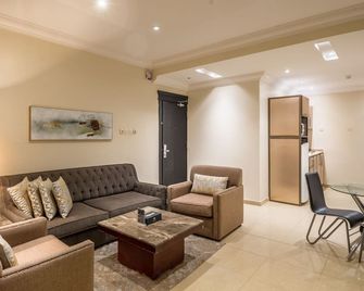 Al Muhaidb Residence Al Askary - Economic - Riad - Wohnzimmer