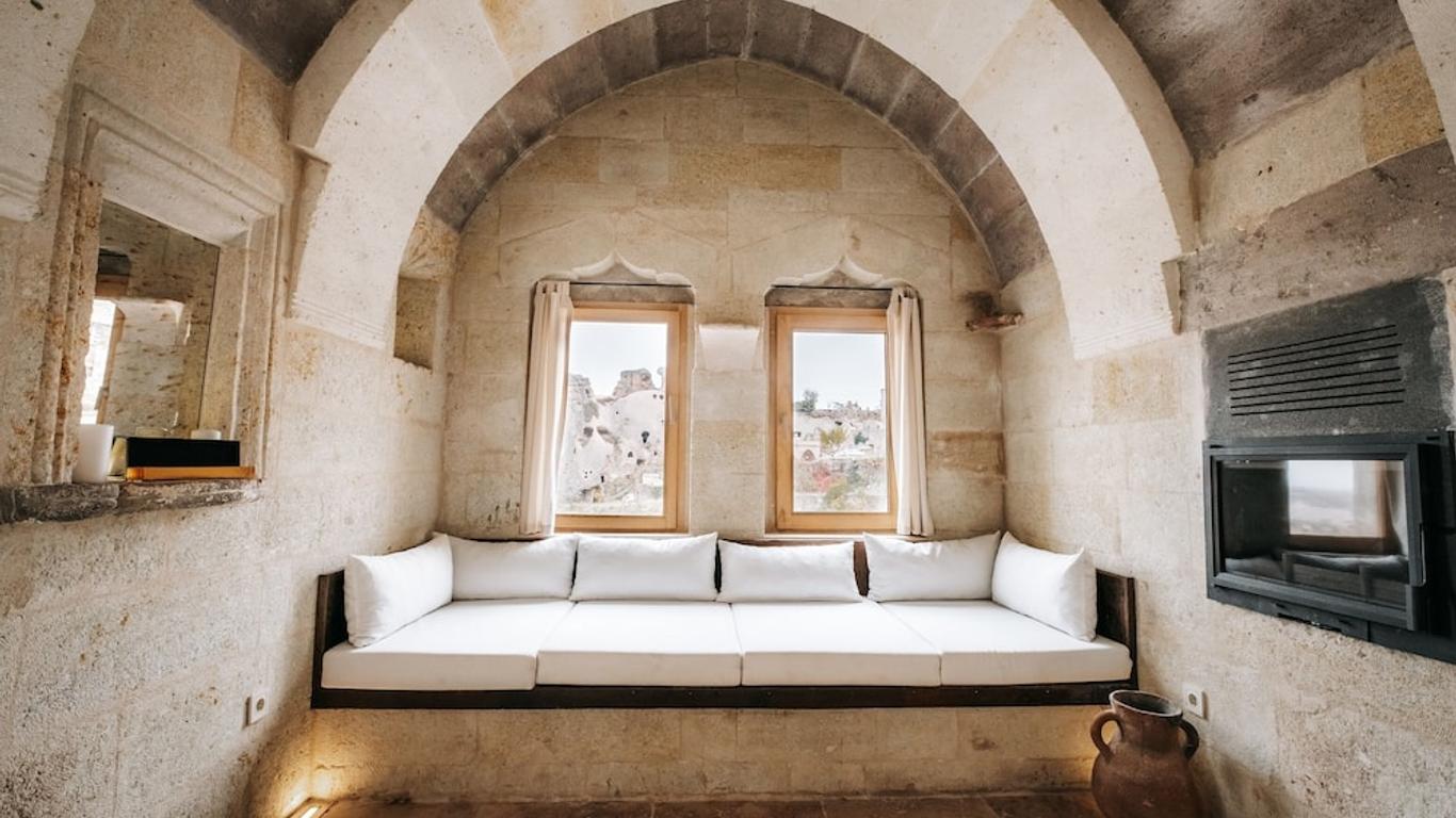 Millstone Cave Suites Hotel