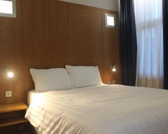Corona Hotel Rotherham Sheffield Meadowhall - Rotherham - Bedroom