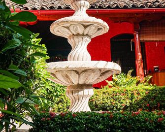 Hotel Casa del Consulado - Granada - Outdoors view