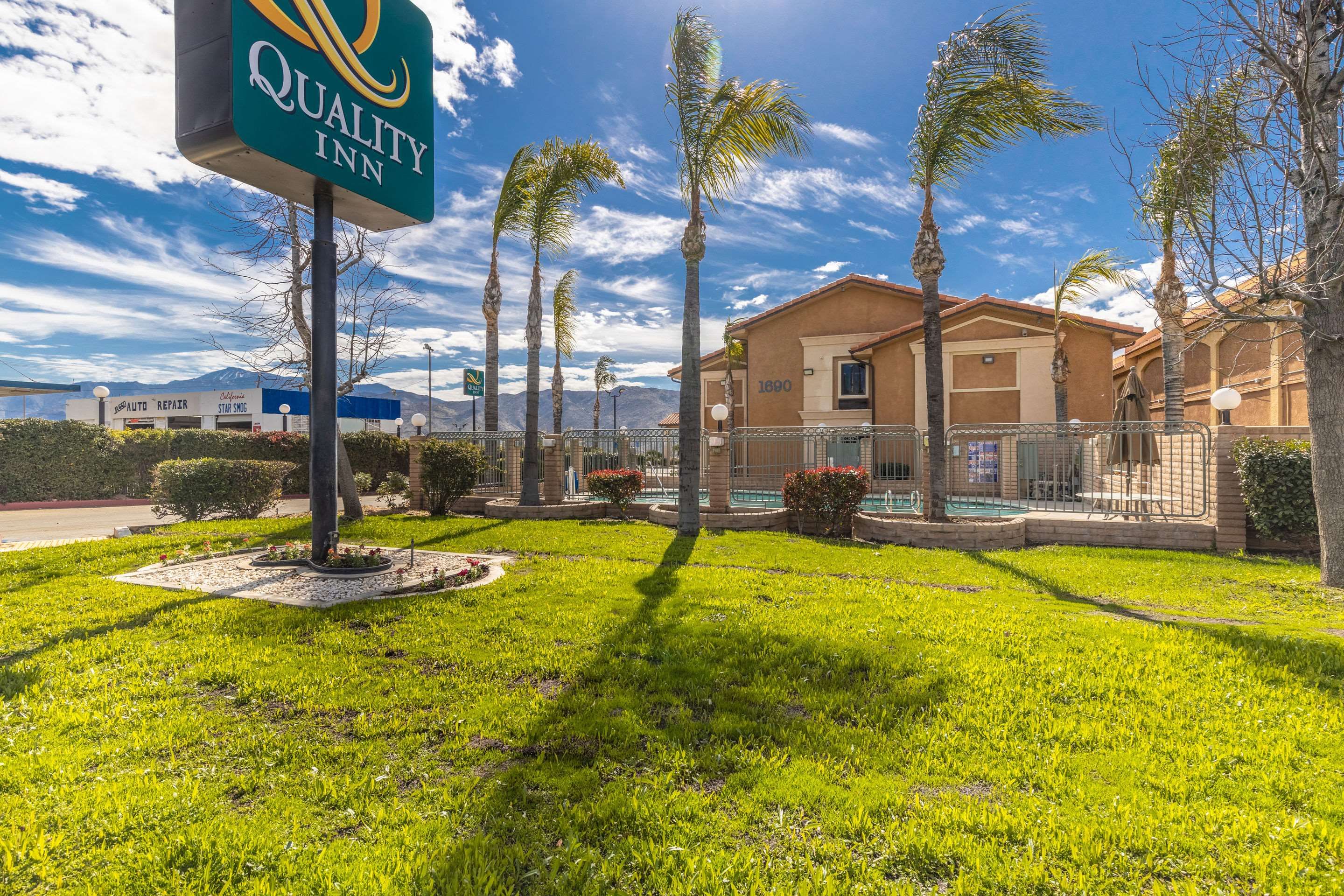 Quality Inn Banning I-10 - Banning - Edificio