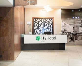 H+ Hotel Ried - Ried im Innkreis - Front desk