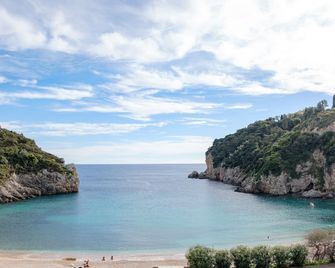 Hotel Apollon Corfu - Palaiokastritsa