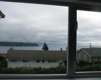 Fireflies Bed & Breakfast - Campbell River - Balkon